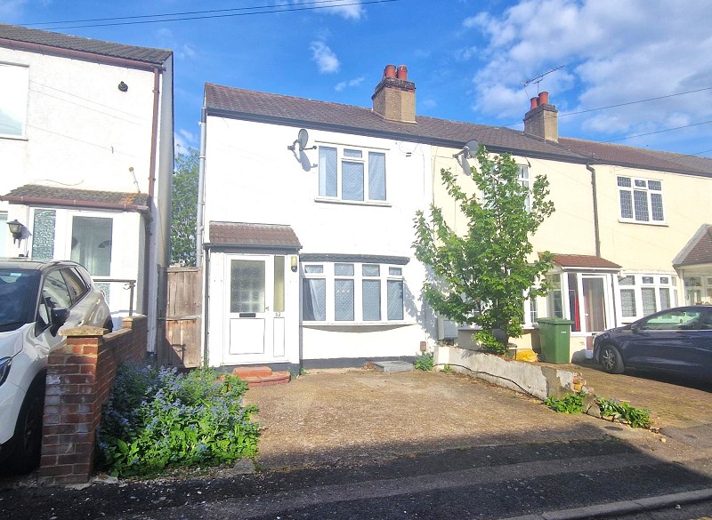 Dunton Road, Romford, Essex. RM1 4AD