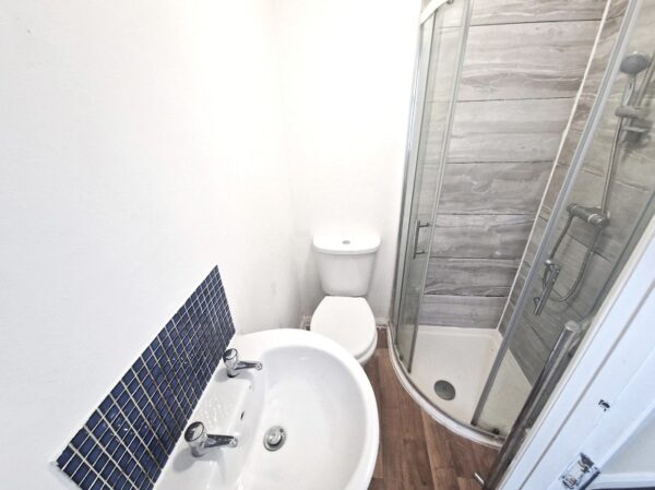 Dunton Road, Romford, Essex. RM1 4AD