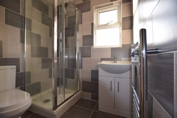 Freshwell Avenue, Chadwell Heath RM6 5DR