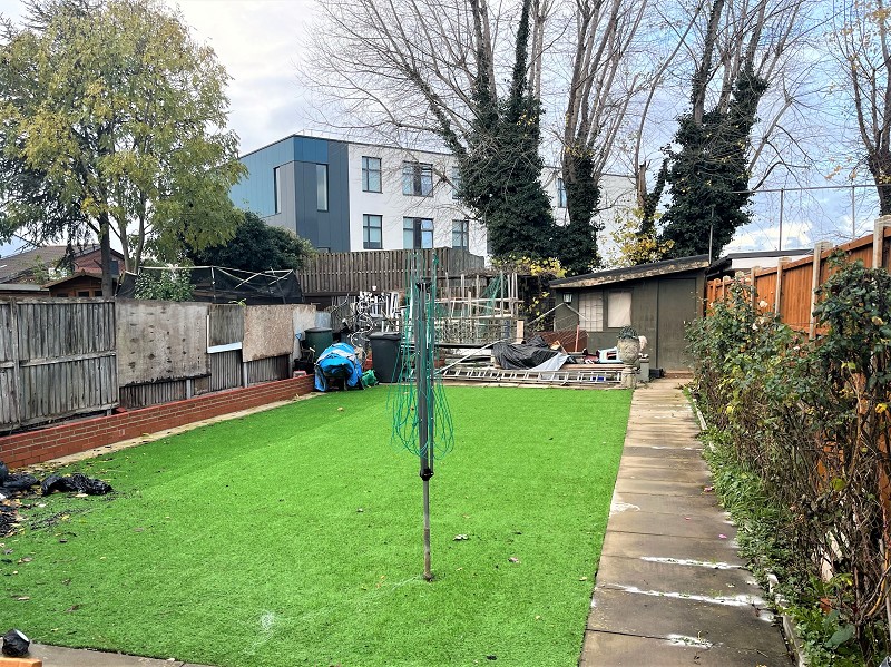 Fairlop Road, Barkingside IG6 2EN
