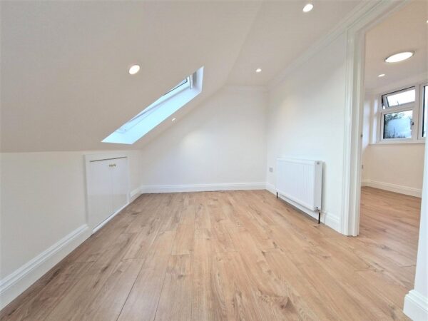 Fairlop Road, Barkingside IG6 2EN