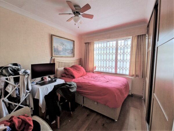 Fairlop Road, Barkingside IG6 2EN