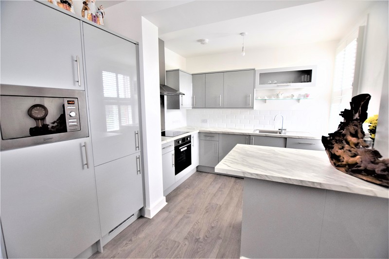 Aldersbrook Road, Wanstead E12 5HH