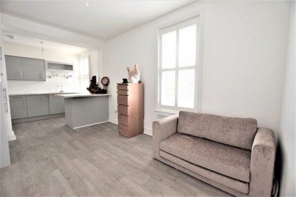Aldersbrook Road, Wanstead E12 5HH
