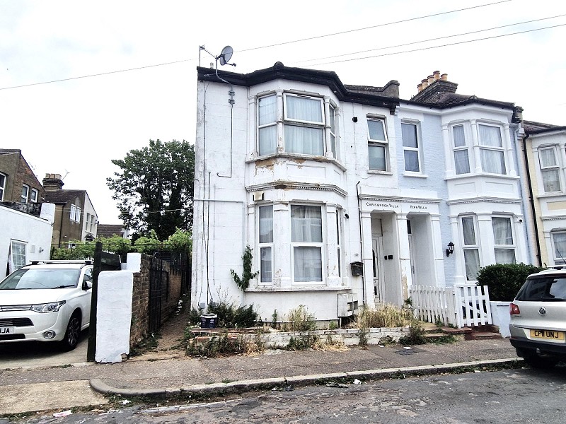 St. Leonards Road, Southend-on-sea, Essex SS1 2HG