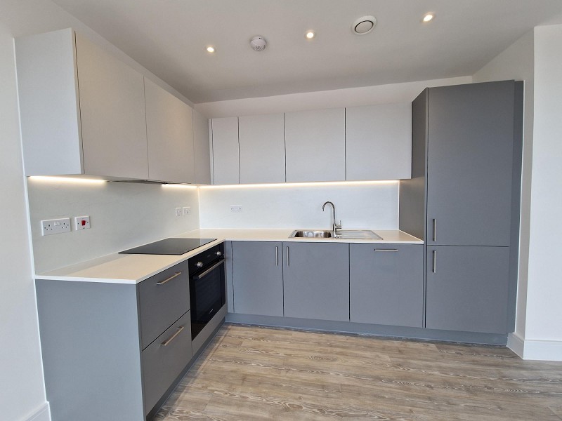 Manford Way, CHigwell. IG7 4EG