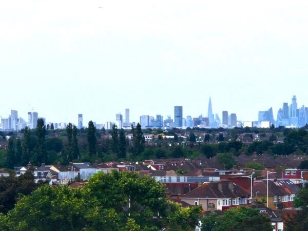 Manford Way, CHigwell. IG7 4EG