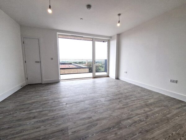 Manford Way, CHigwell. IG7 4EG