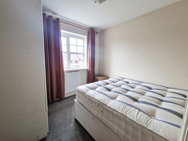 Martham Close, Barkingside IG6 2GL