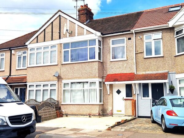 Sandringham Gardens, Barkingside IG6 1NT