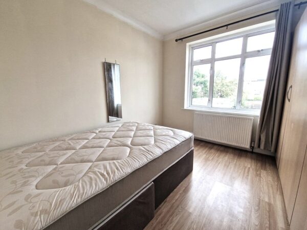 Sandringham Gardens, Barkingside IG6 1NT