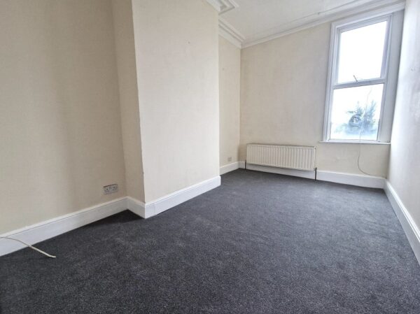 Lea Bridge Road, Leyton E10 7DY