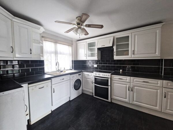 Mayflower Close, South Ockendon, Essex. RM15 6HZ