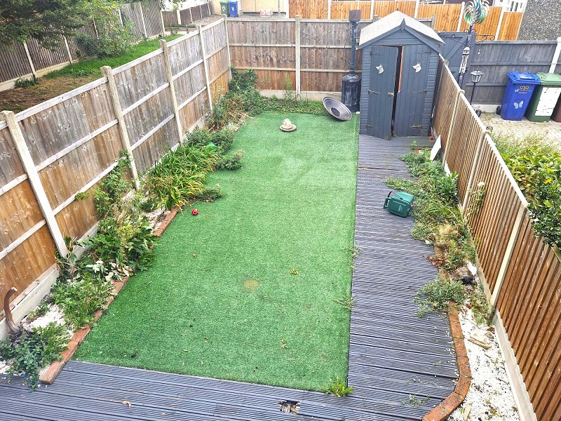 Mayflower Close, South Ockendon, Essex. RM15 6HZ