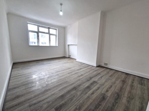 High Road Leyton, London E10 6RF