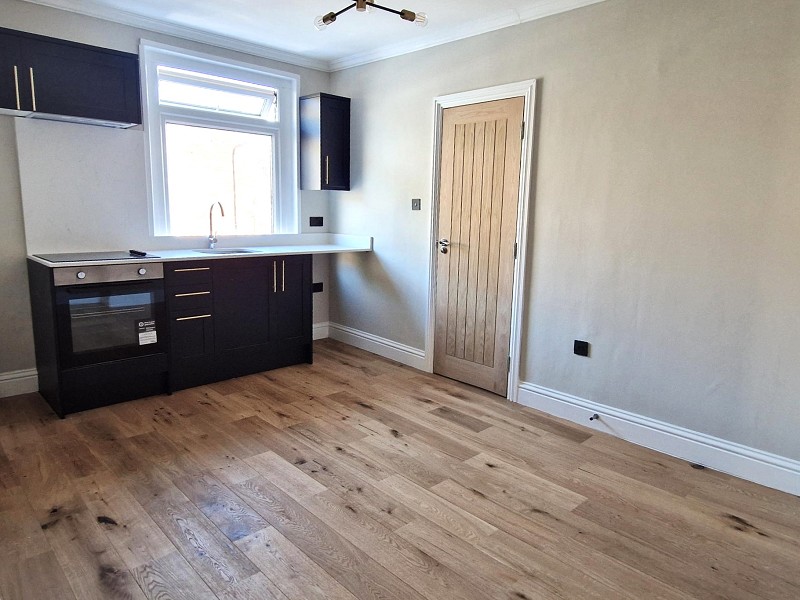 Old Church Road, Chingford E4 6ST