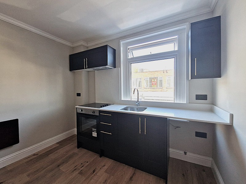 Old Church Road, Chingford E4 6ST
