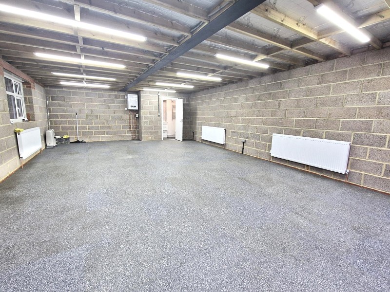 Beehive Lane, Redbridge IG4 5DX