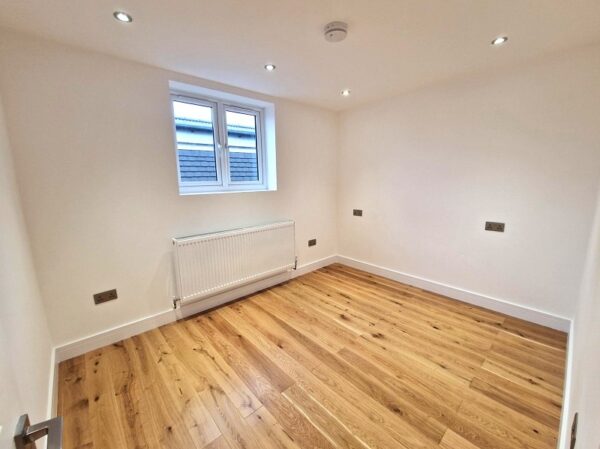 Ewellhurst Road, Clayhall IG5 0PD