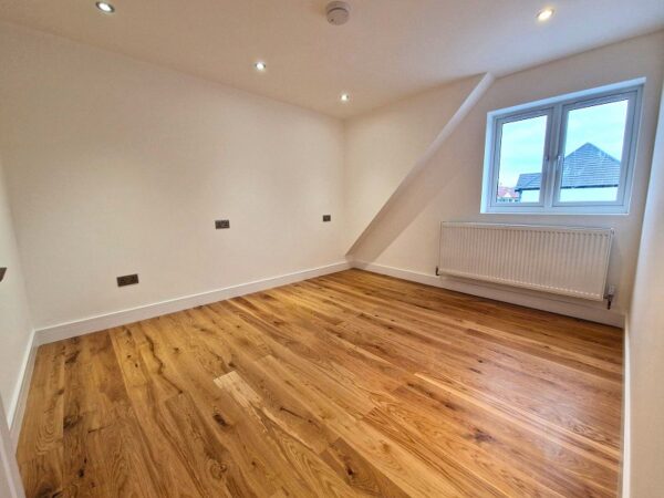 Ewellhurst Road, Clayhall IG5 0PD
