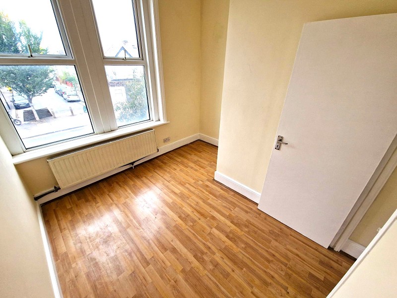 Lea Bridge Road, London, Greater London. E10 7DY