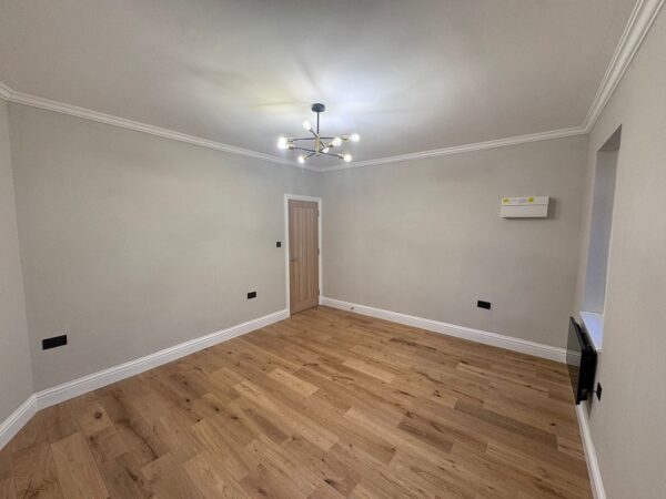 Old Church Road, Chingford E4 6ST