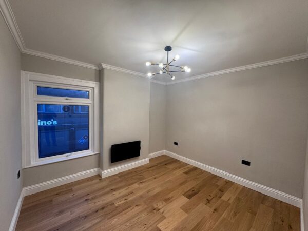 Old Church Road, Chingford E4 6ST