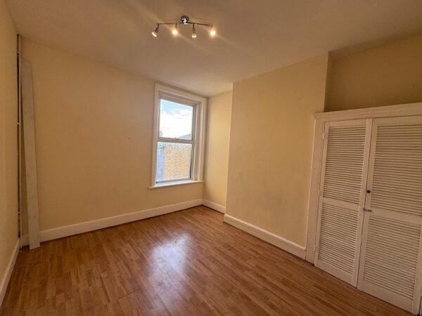 Lea Bridge Road, London, Greater London. E10 7DY