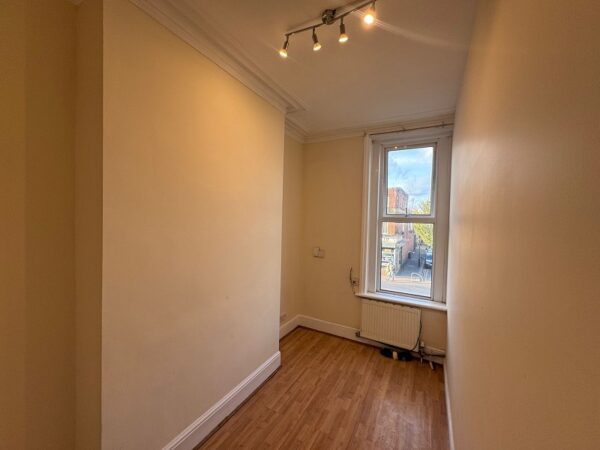 Lea Bridge Road, London, Greater London. E10 7DY