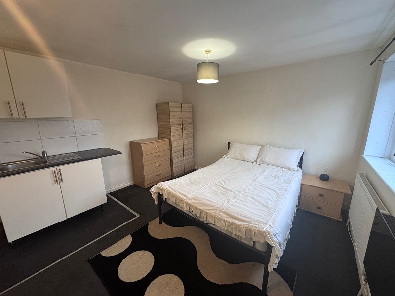 Tiptree Crescent, Ilford, Essex. IG5 0ST