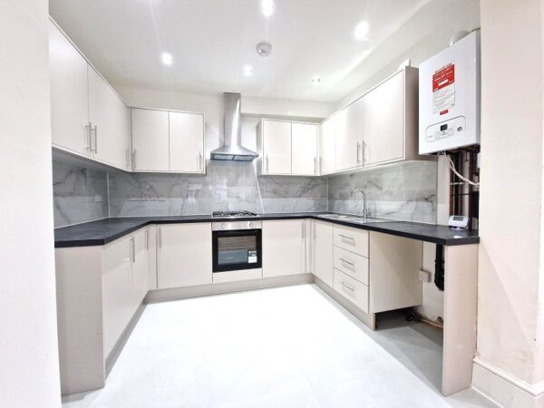 Marlands Road, Clayhall IG5 0JJ