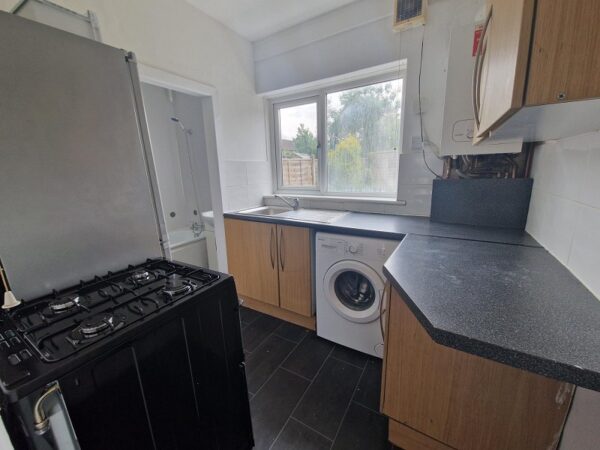 Shere Road, Gants Hill, IG2 6TQ