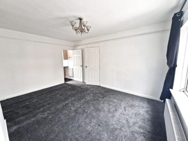 Shere Road, Gants Hill, IG2 6TQ
