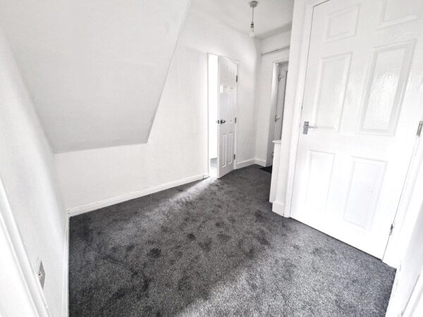 Shere Road, Gants Hill, IG2 6TQ