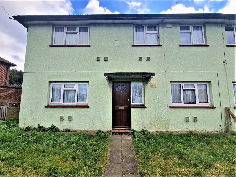 Eastern Avenue West, Chadwell Heath RM6 5SA