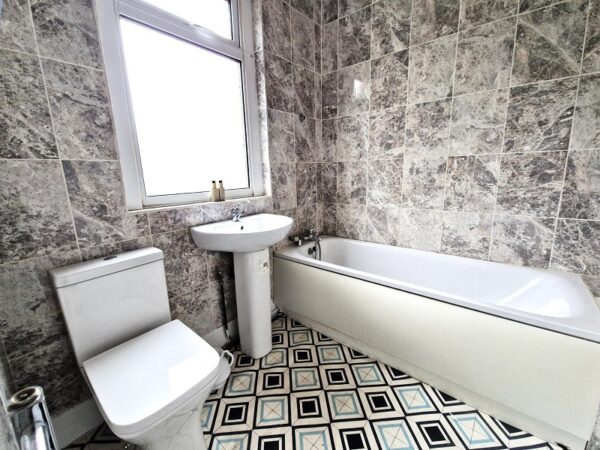 Eltisley Road, Ilford IG1 2EP