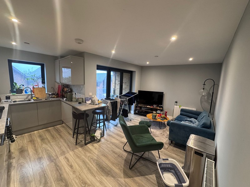 High Street, London, Greater London. E17 7BH