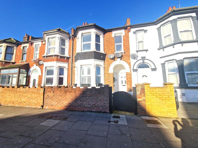 Romford Road, Manor Park E12 5JY