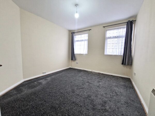 State Mansions, High Street, Barkingside IG6 2EZ