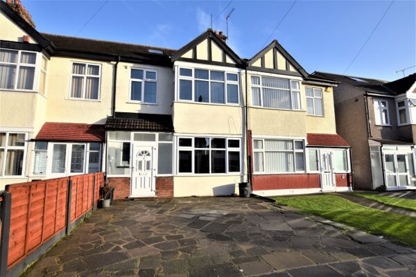 Baron Gardens, Ilford, Essex. IG6 1NX