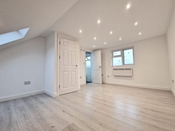 Baron Gardens, Ilford, Essex. IG6 1NX