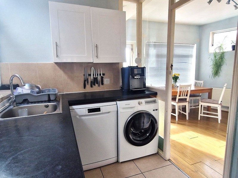 Bridge End, Walthamstow E17 4ES