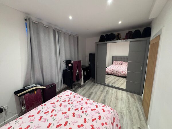 George Lane, London, Greater London. E18 1AN