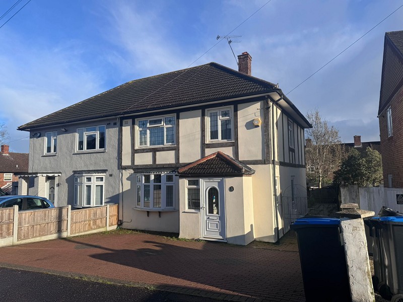 Parkmead, Loughton, Essex IG10 3JW