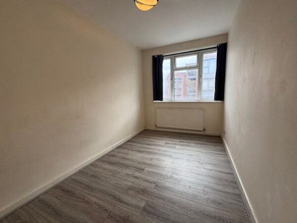 High Road Leyton, Leyton E10 6RF