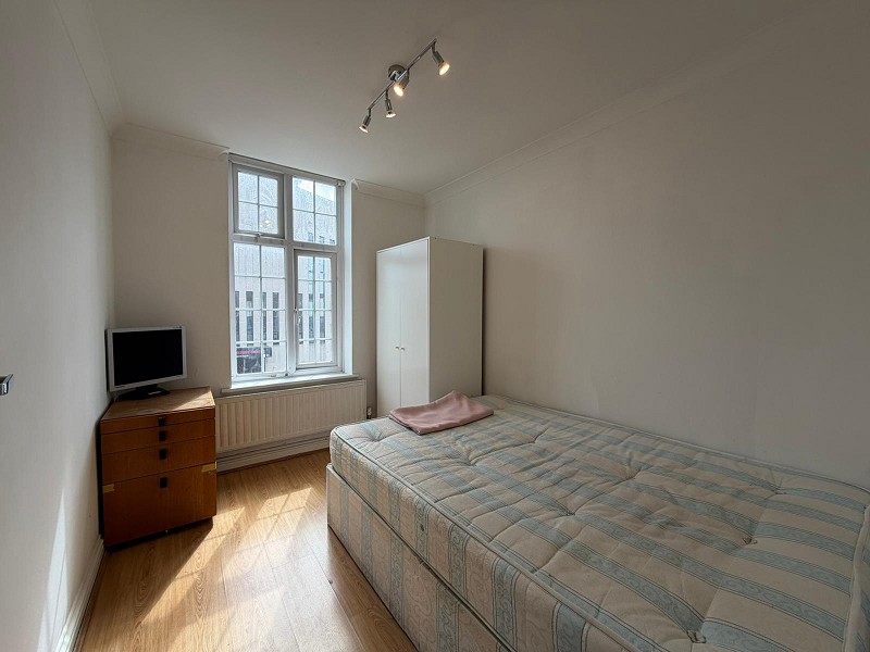 High Street, Barkingside, Ilford, Essex. IG6 2AR