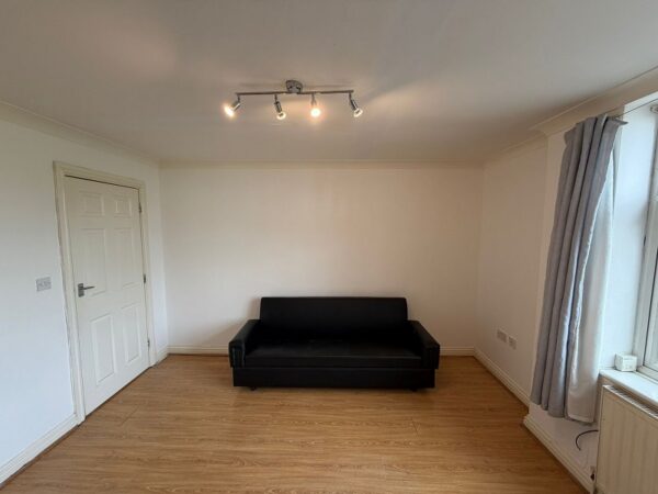 High Street, Barkingside, Ilford, Essex. IG6 2AR