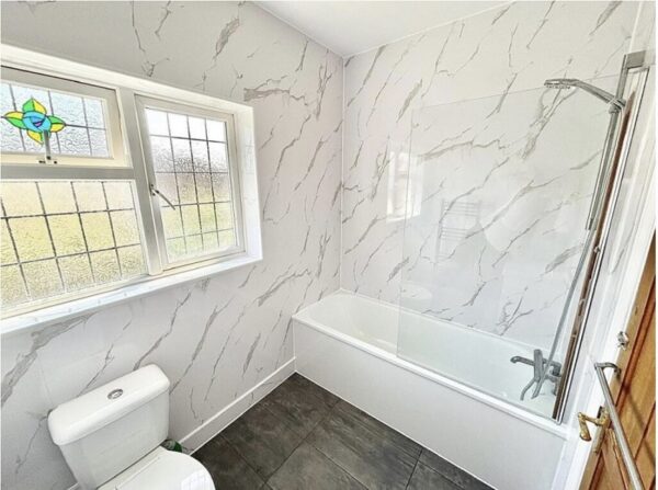 Parkmead, Loughton, Essex IG10 3JW