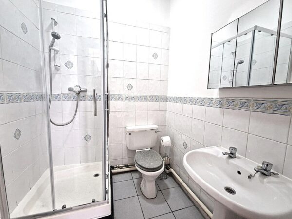 Somerville Road, Chadwell Heath RM6 5AX