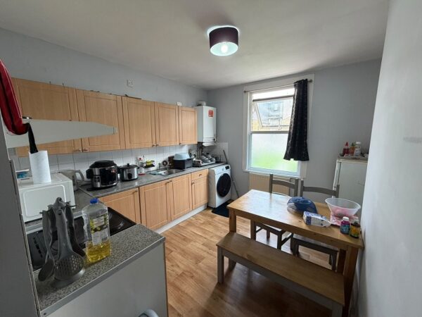 Lea Bridge Road, London, Greater London. E10 6AJ